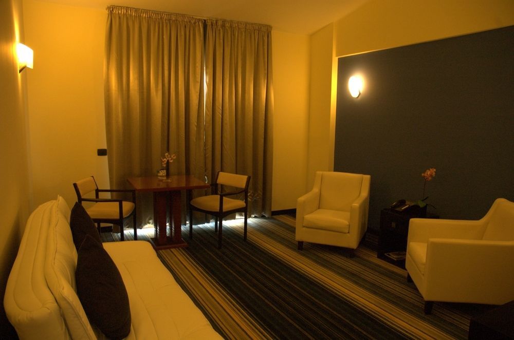 Monte Mare Hotel 朱尼耶 外观 照片